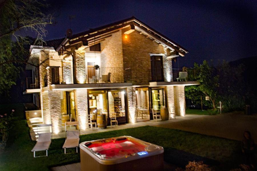 Villa Laura Castellinaldo Buitenkant foto