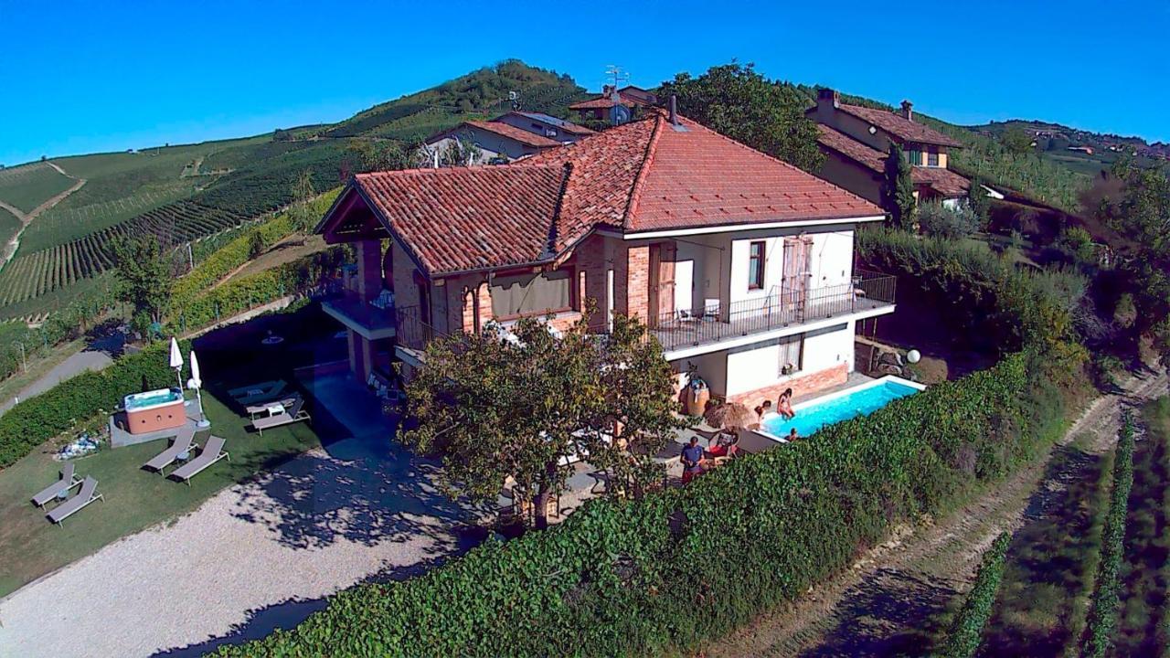 Villa Laura Castellinaldo Buitenkant foto
