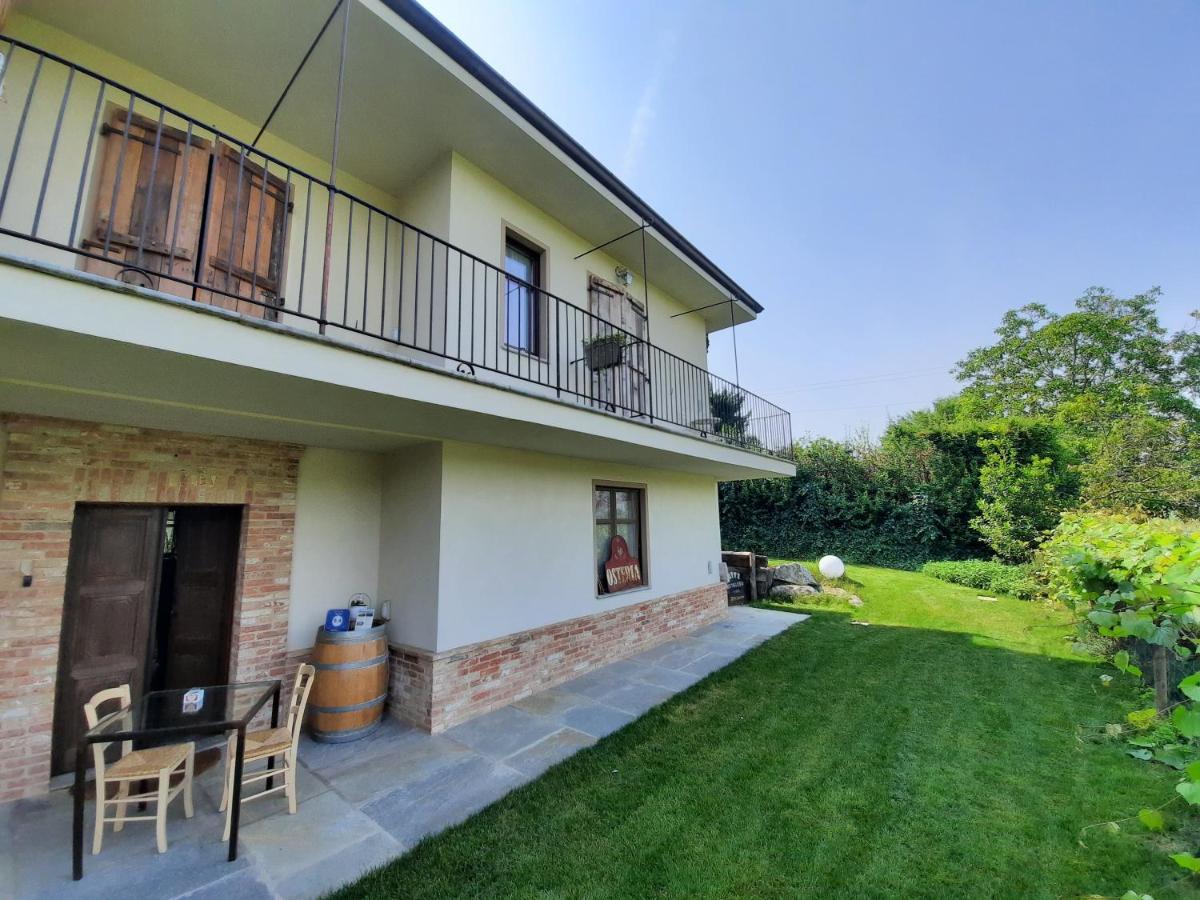 Villa Laura Castellinaldo Buitenkant foto